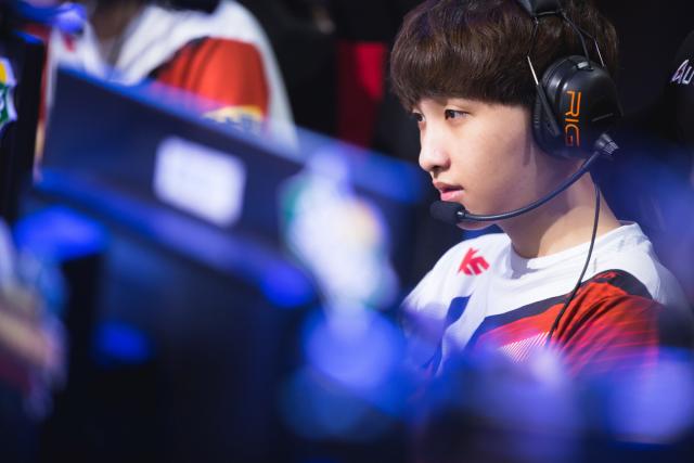 为此承担责 为此承担责