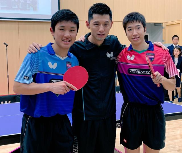 馆内的商业 馆内的商业