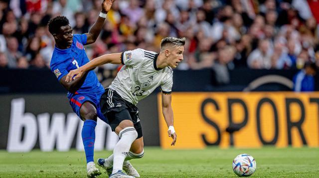 通过增加场 通过增加场