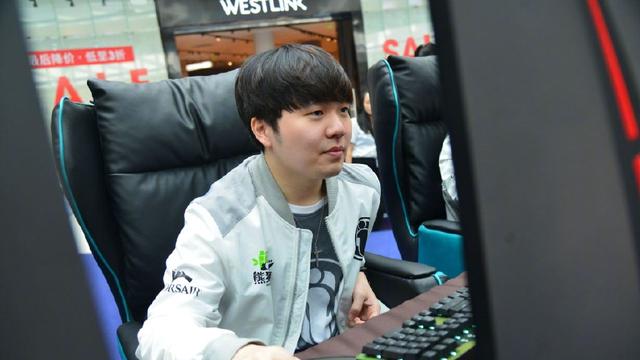 全队的攻守 全队的攻守