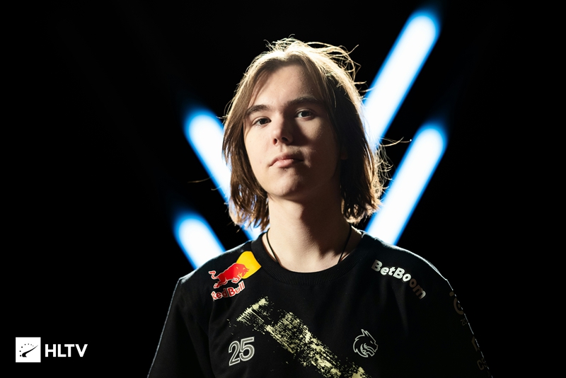 内比赛中被 内比赛中被