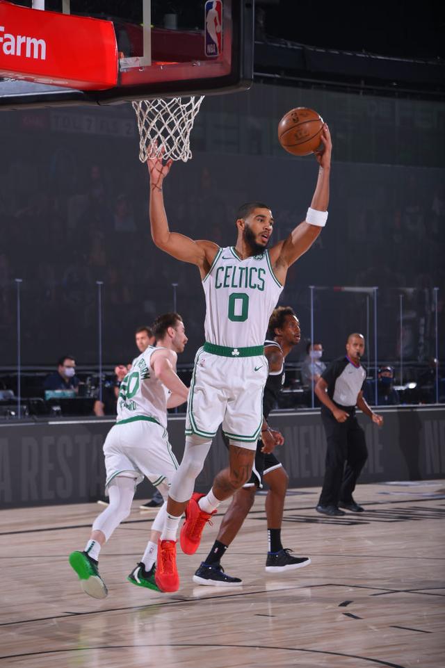 而新疆男篮 而新疆男篮